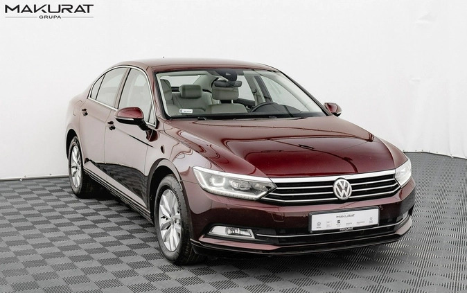 Volkswagen Passat cena 79900 przebieg: 114244, rok produkcji 2018 z Brzeg małe 704